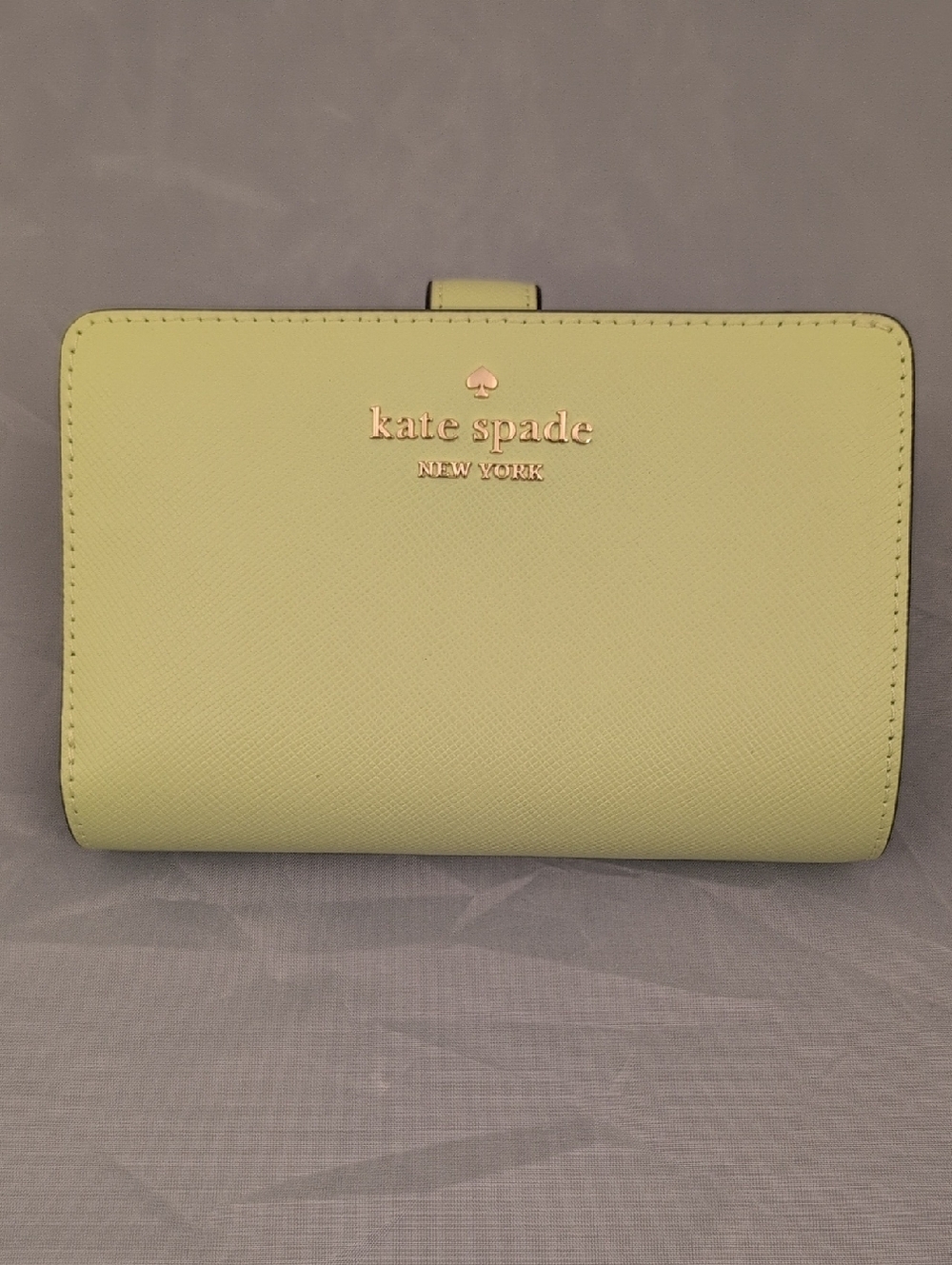 Kate Spade - MADISON MEDIUM BIFOLD WALLET..Color: Lime Slushy